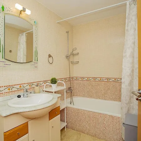 242 Relax & Enjoy Alicante Campoamor